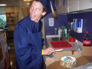 Ian’s last visit to the clinic - Cake Celebrating with Cake